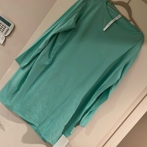 NWT Lululemon size 6 back in action LS dress light turquoise